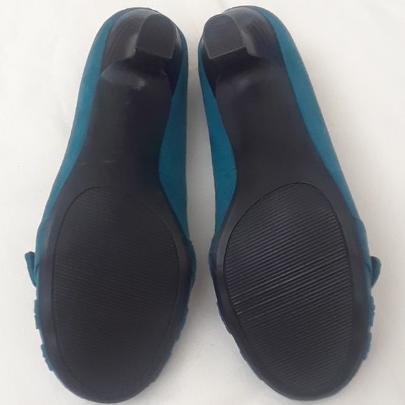 MAURICES HEELS - Picture 2 of 4